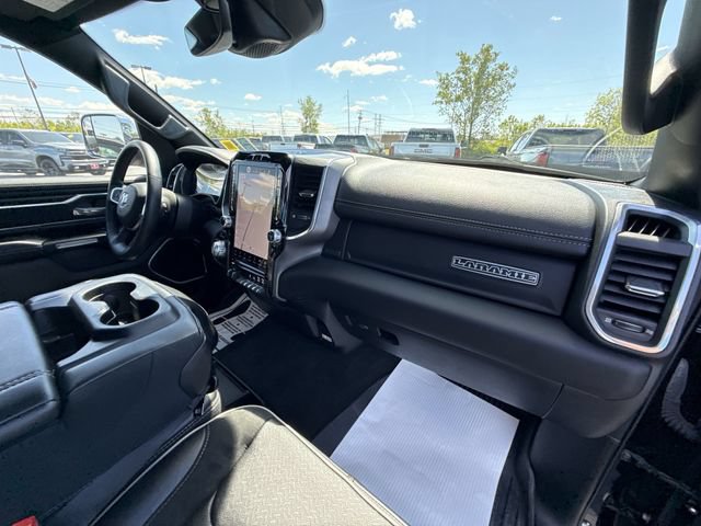 Used 2023 RAM 1500 Laramie AWD/4WD image 29
