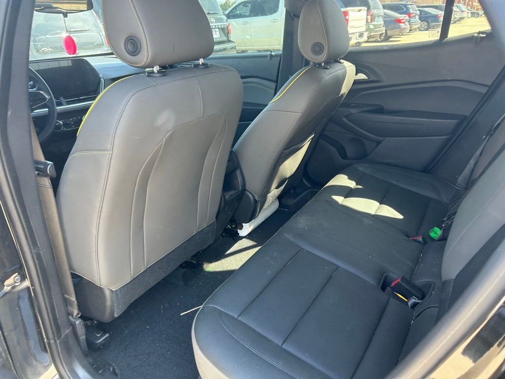Used 2025 Chevrolet Trax ACTIV w/ Driver Confidence Package image 8