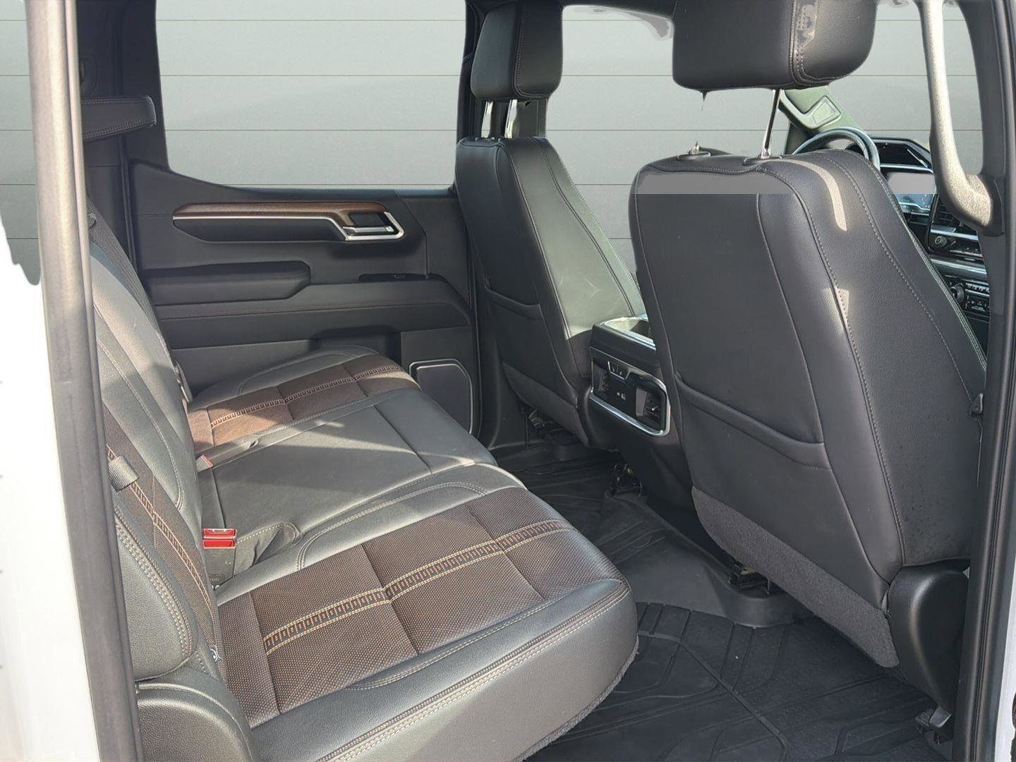 Used 2022 Chevrolet Silverado 1500 High Country w/ High Country Premium Package image 20