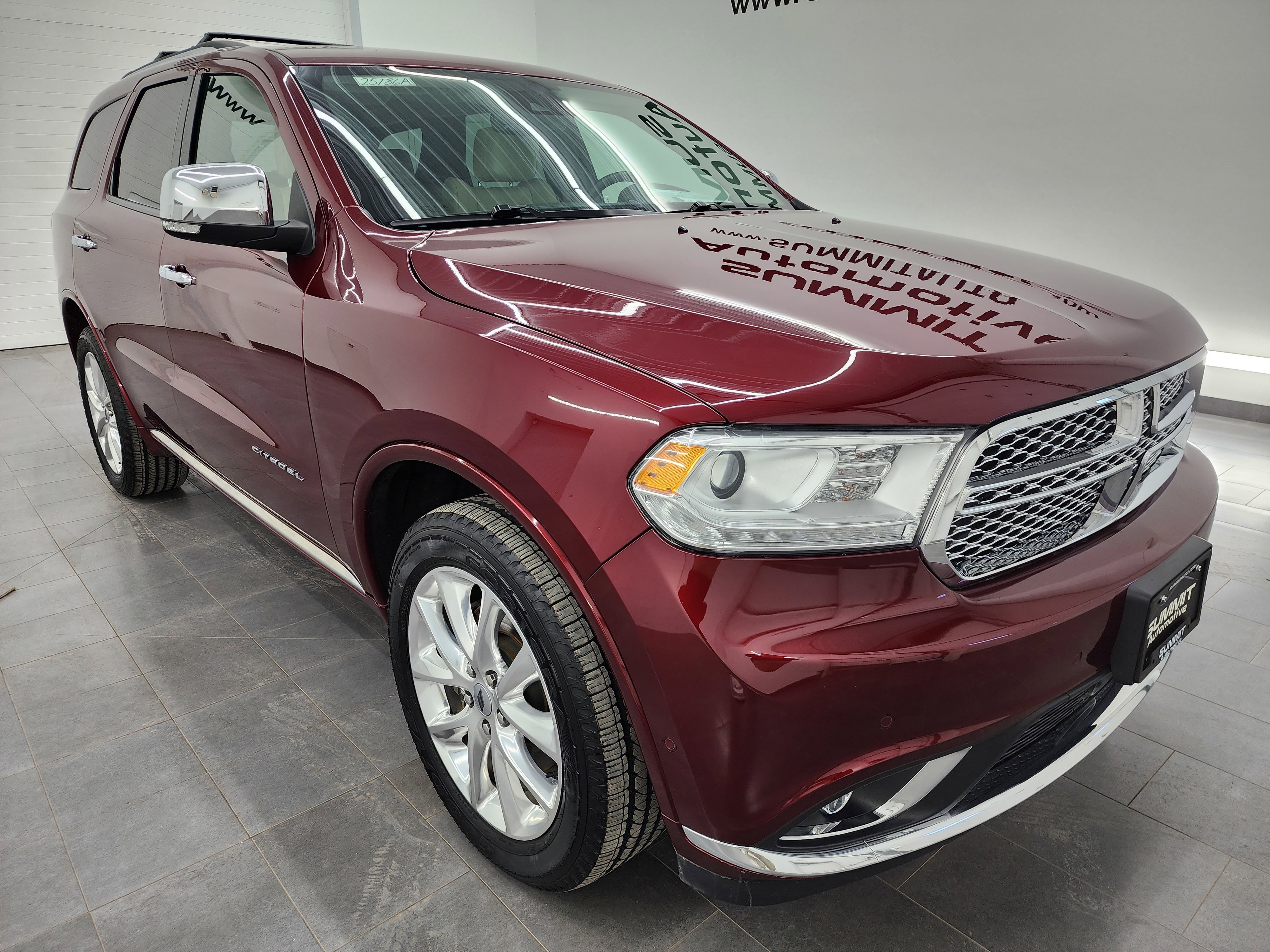 Used 2019 Dodge Durango Citadel w/ Technology Group image 2