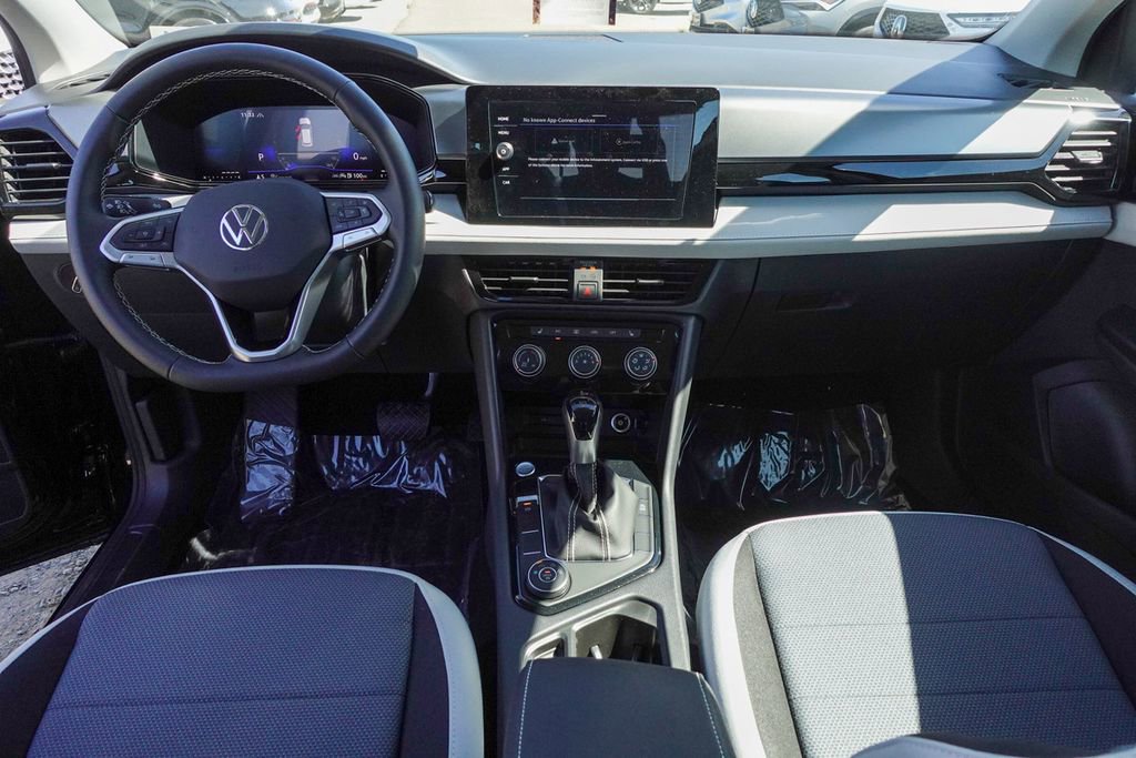 New 2025 Volkswagen Taos S image 25
