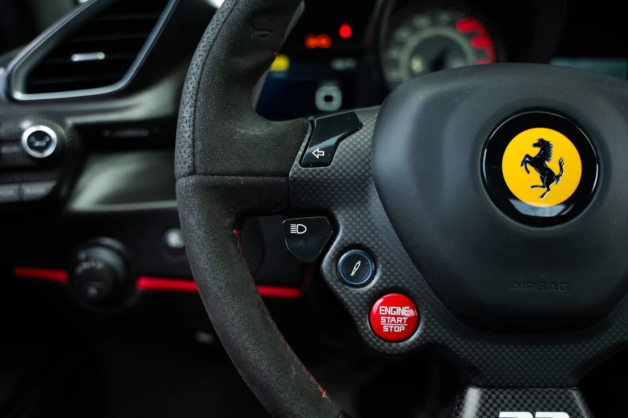 Used 2020 Ferrari 488 Pista Coupe RWD image 24