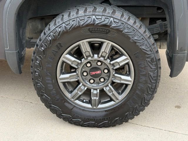 Used 2022 GMC Sierra 1500 AT4X AWD/4WD image 30
