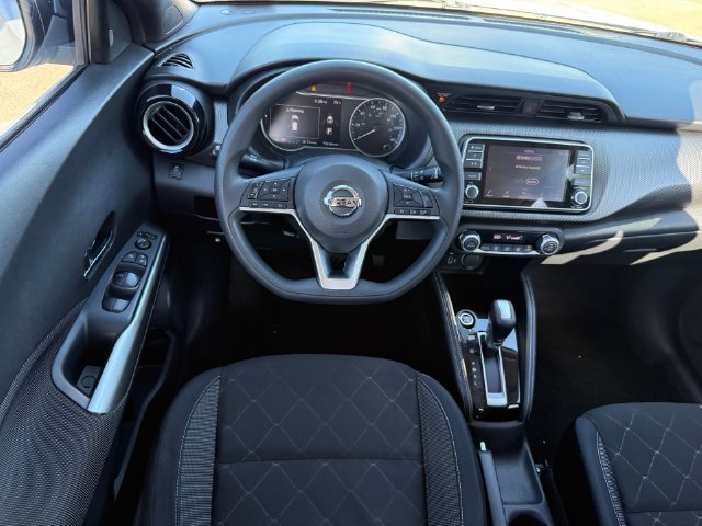 Used 2018 Nissan Kicks SV FWD image 22