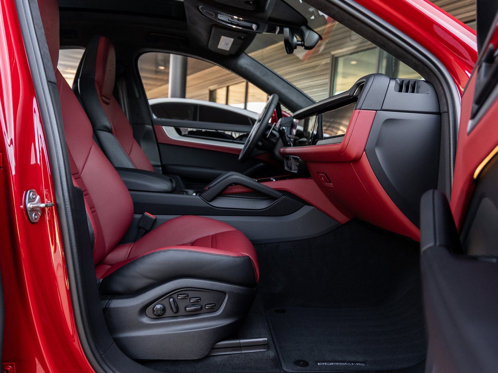 New 2026 Porsche Cayenne S image 47