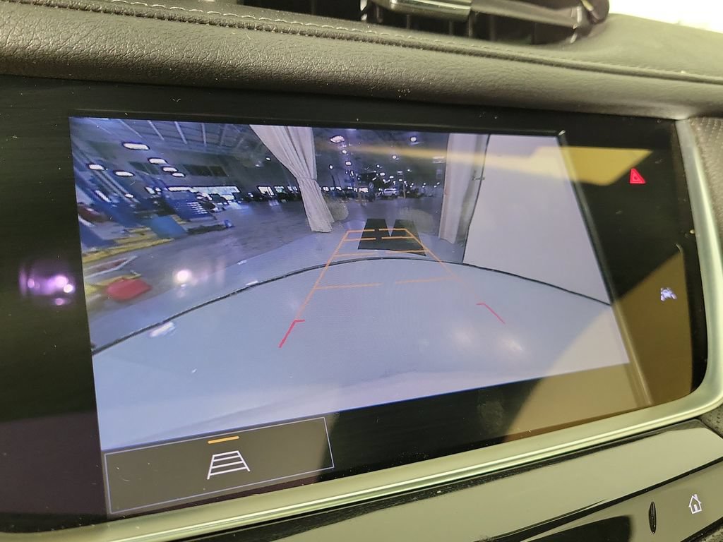 Certified 2023 Cadillac XT6 Luxury FWD image 28