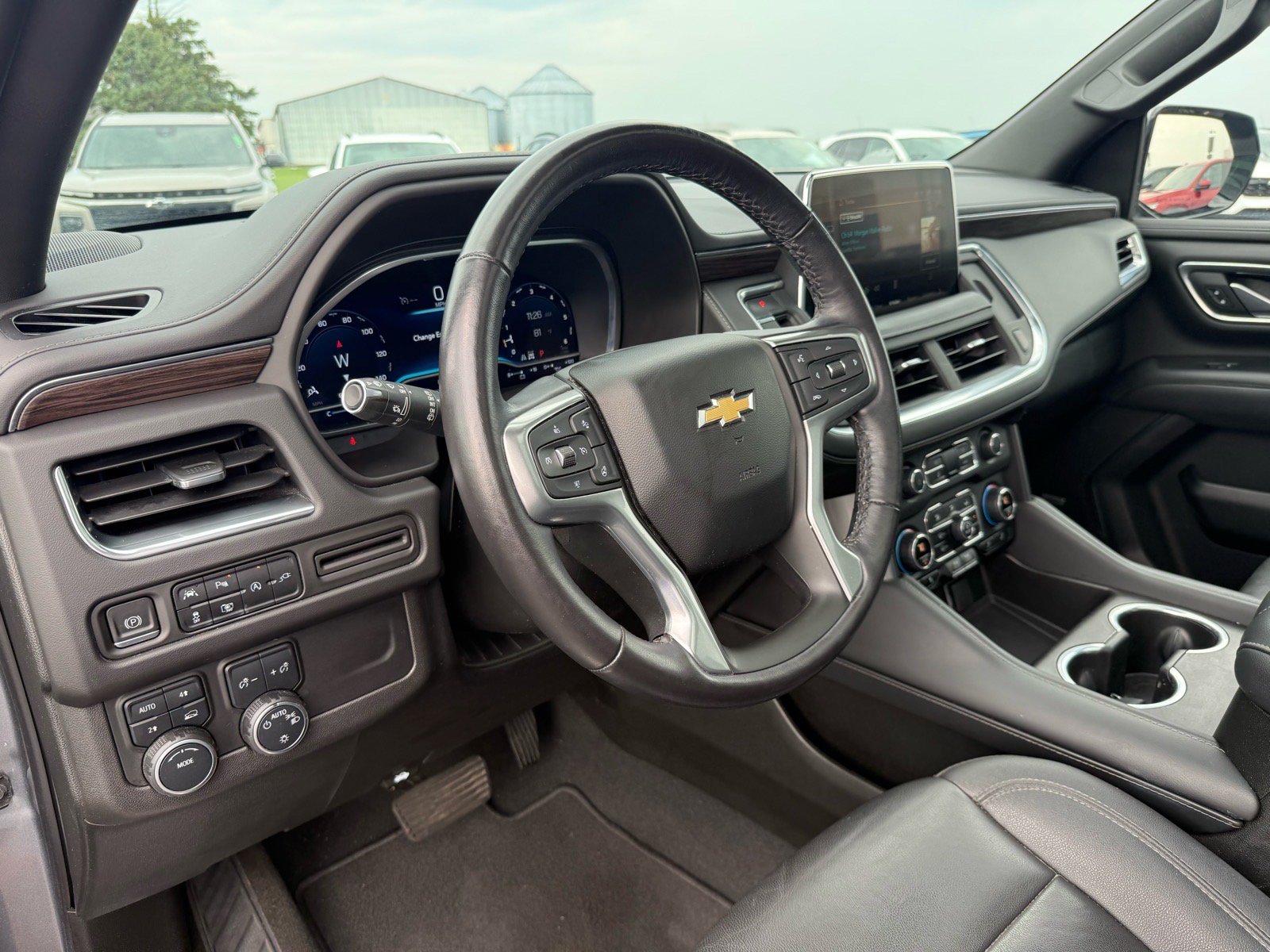Used 2022 Chevrolet Tahoe LT w/ LT Signature Plus Package AWD/4WD image 12