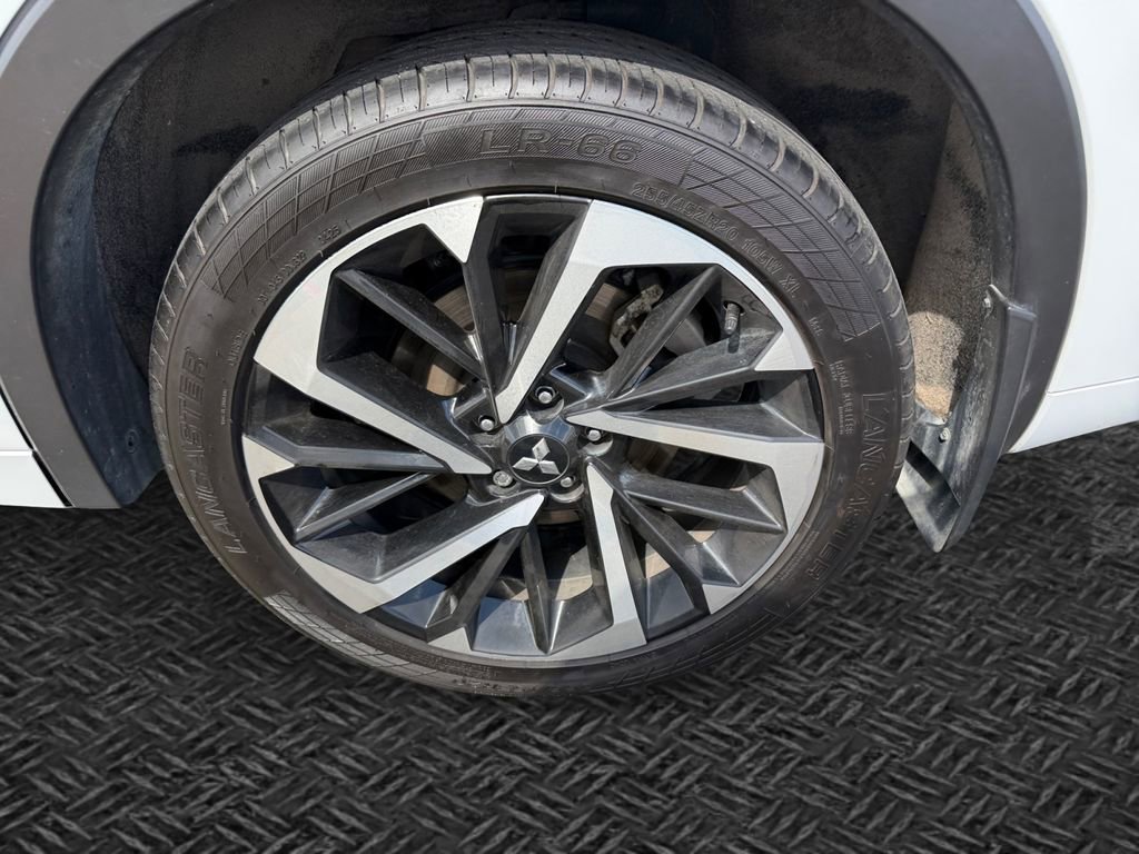 Used 2022 Mitsubishi Outlander SEL AWD/4WD image 11