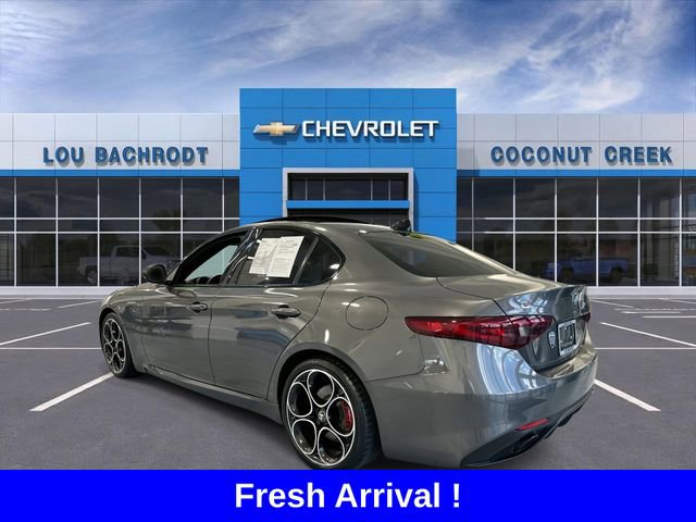 Used 2022 Alfa Romeo Giulia Veloce image 6