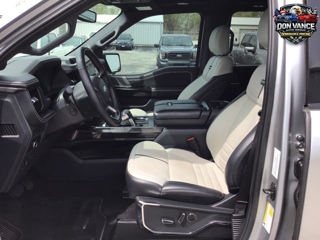 Used 2023 Ford F150 Lightning Platinum AWD/4WD image 9