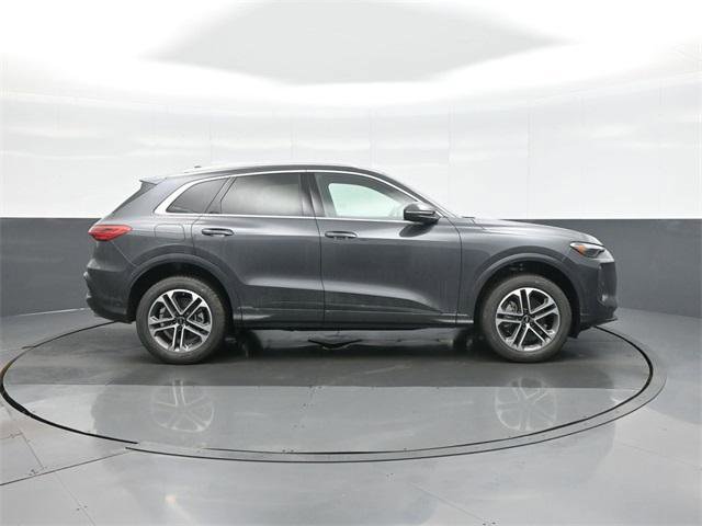 New 2025 Audi Q5 Premium image 8