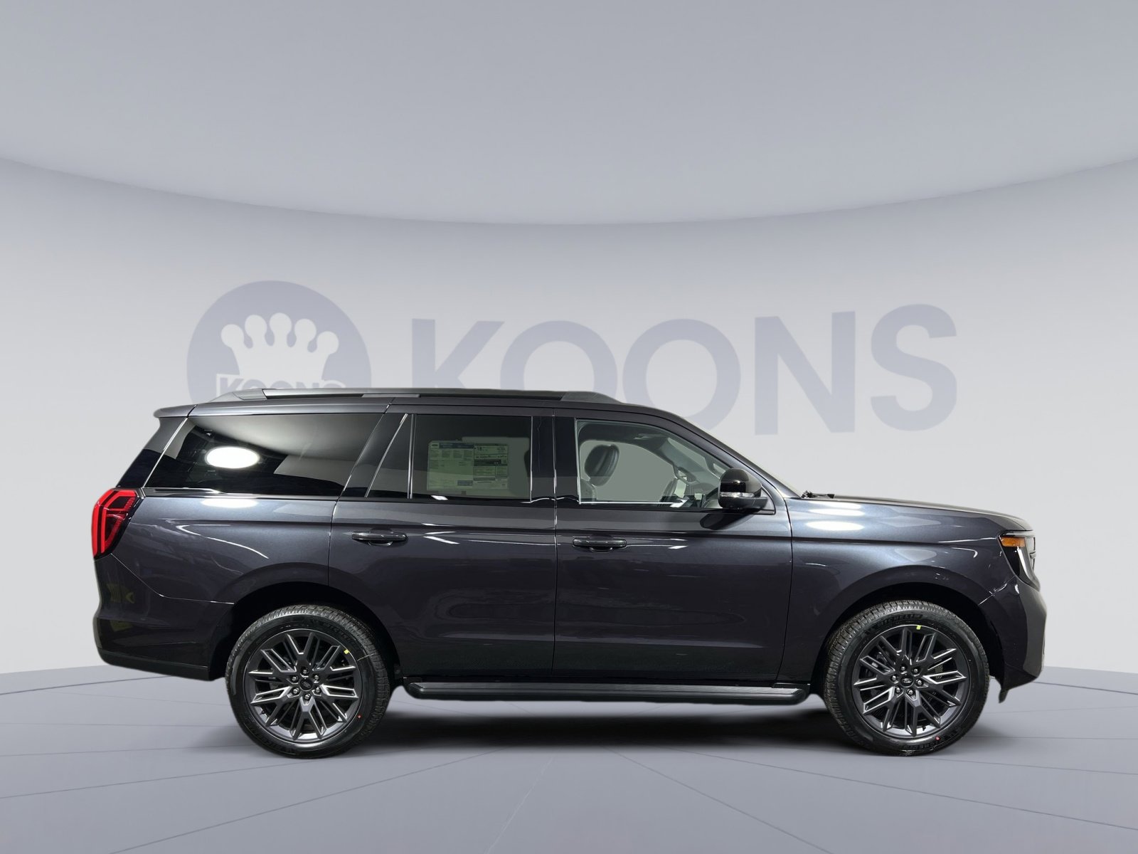 New 2026 Ford Expedition Platinum image 8