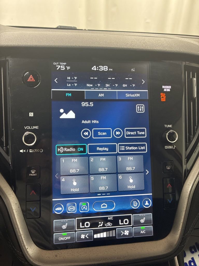 Used 2025 Subaru Outback Premium image 18