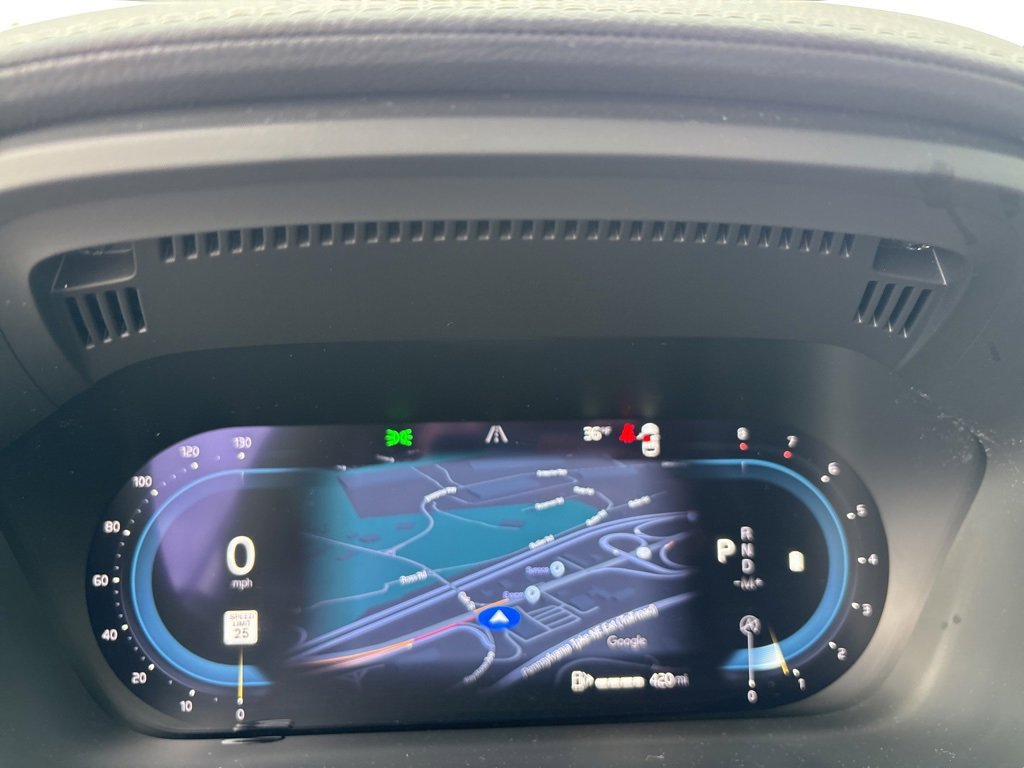 Certified 2024 Volvo XC60 B5 Ultimate w/ Protection Package Premier image 19