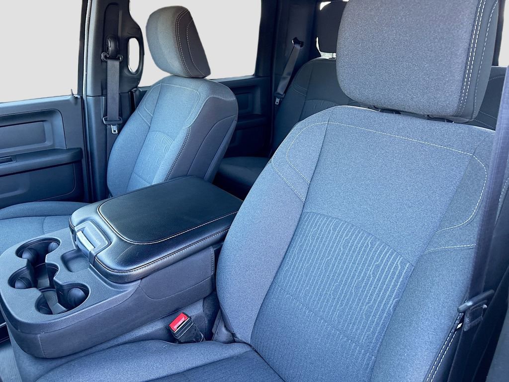 Used 2024 RAM 3500 Tradesman w/ Chrome Appearance Group image 20