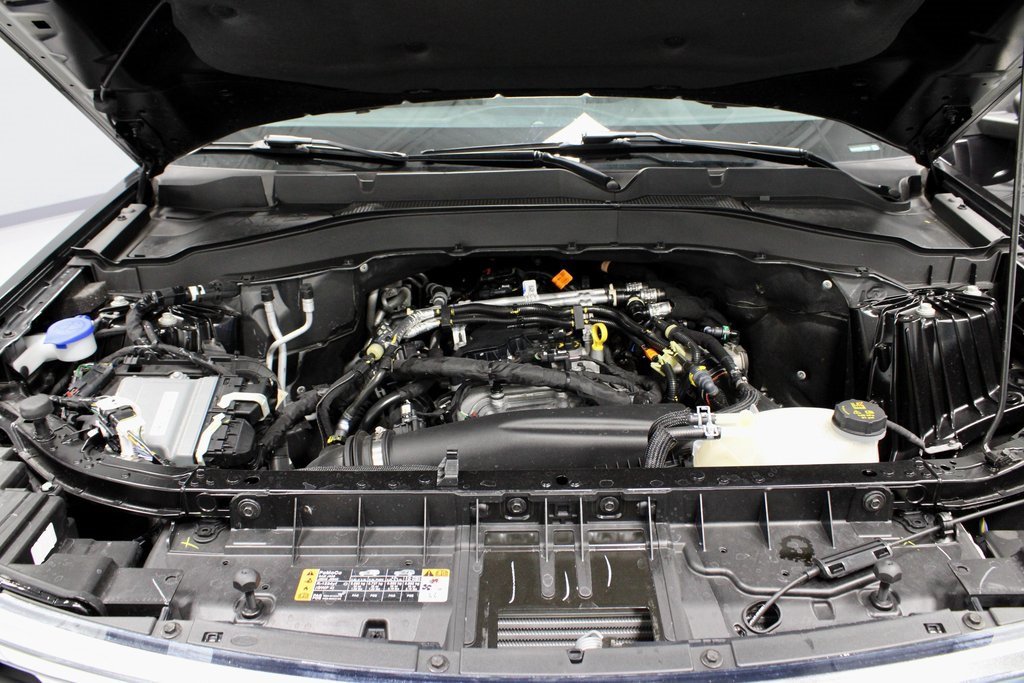 Certified 2025 Ford Explorer Active image 18