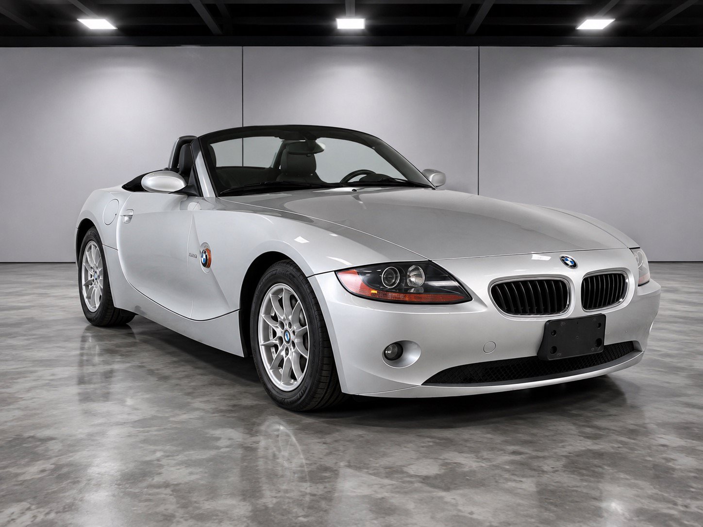 Used 2003 BMW Z4 2.5i RWD image 1