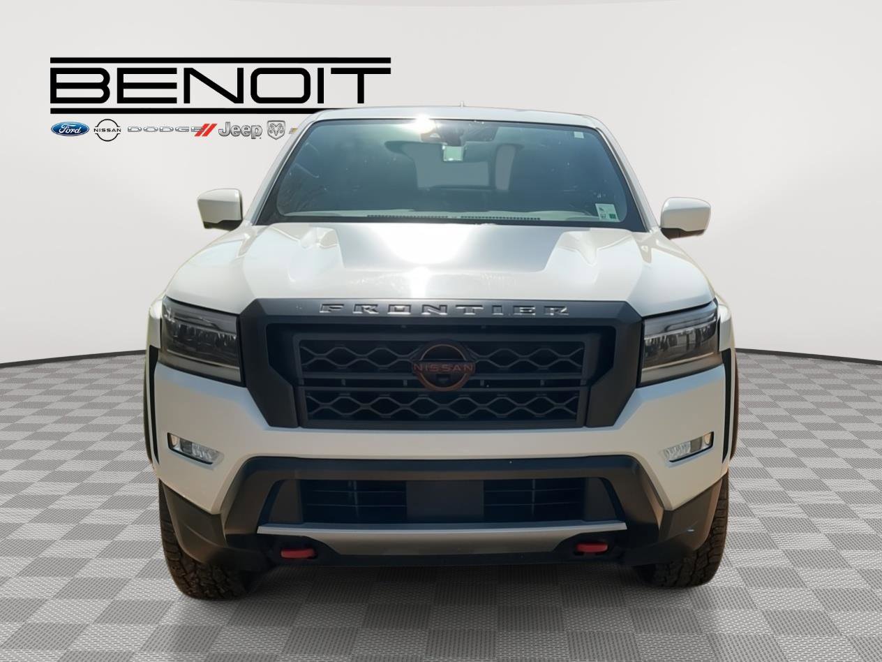 Used 2023 Nissan Frontier Pro-X w/ Pro Convenience Package image 2
