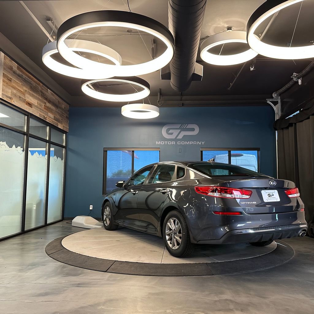 Used 2019 Kia Optima LX FWD image 5