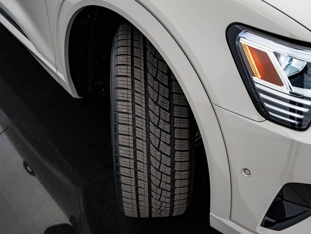 Used 2021 Audi e-tron Premium w/ Convenience Plus Package AWD/4WD image 49