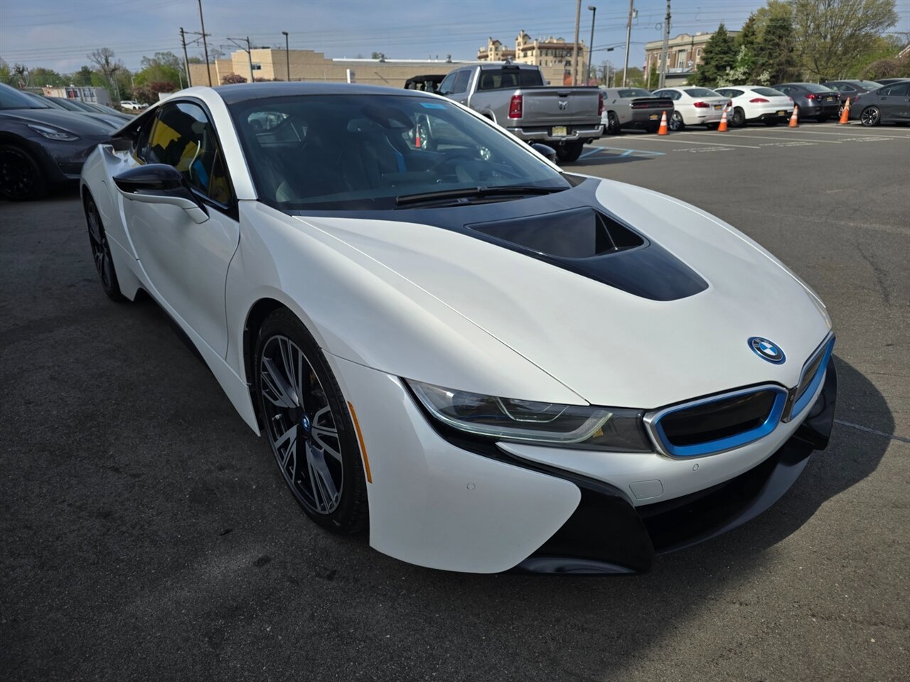Used 2016 BMW i8 image 8