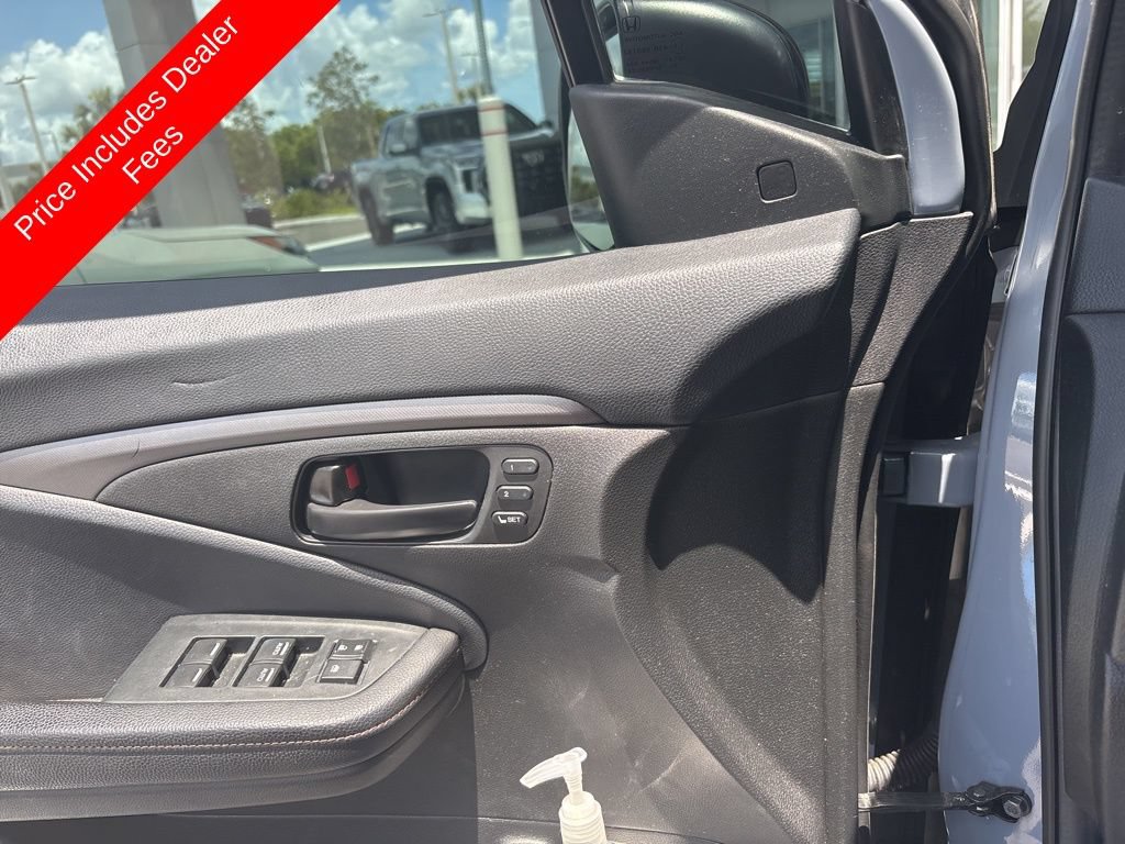 Used 2022 Honda Pilot TrailSport image 9