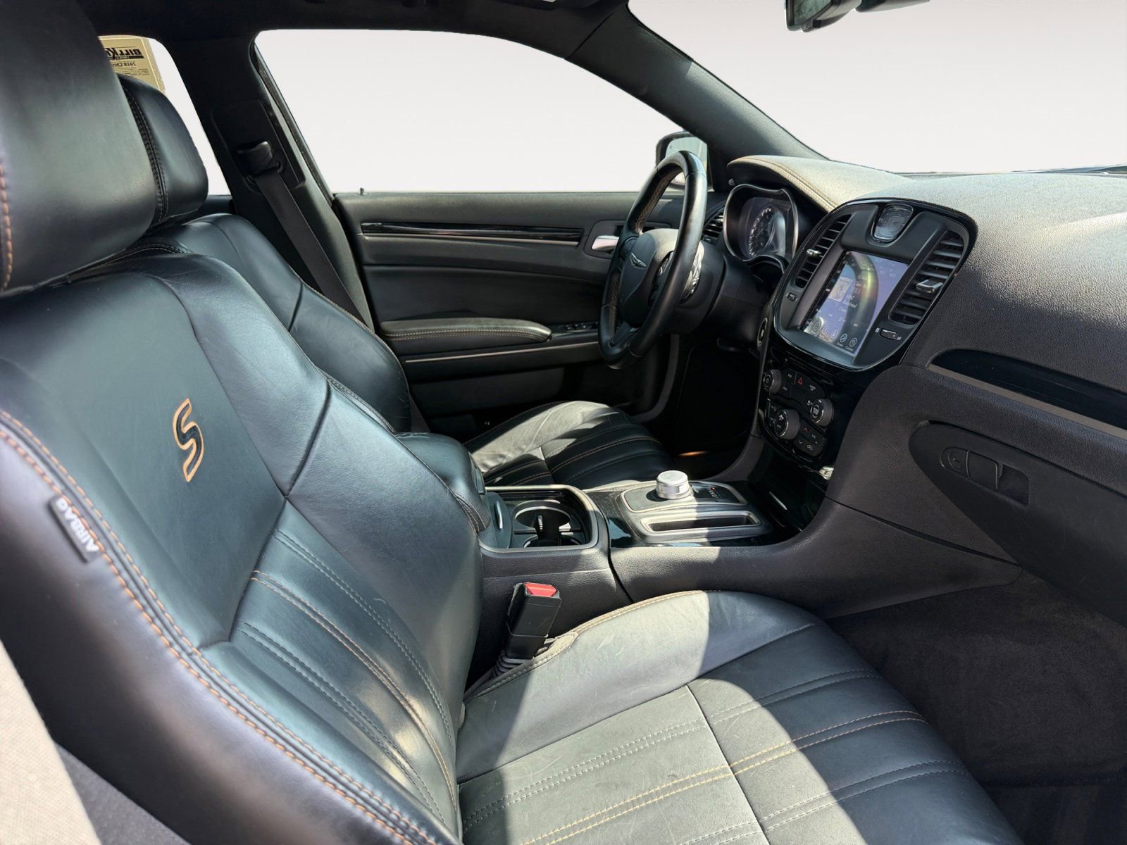 Used 2018 Chrysler 300 S w/ 300S Alloy Package image 15