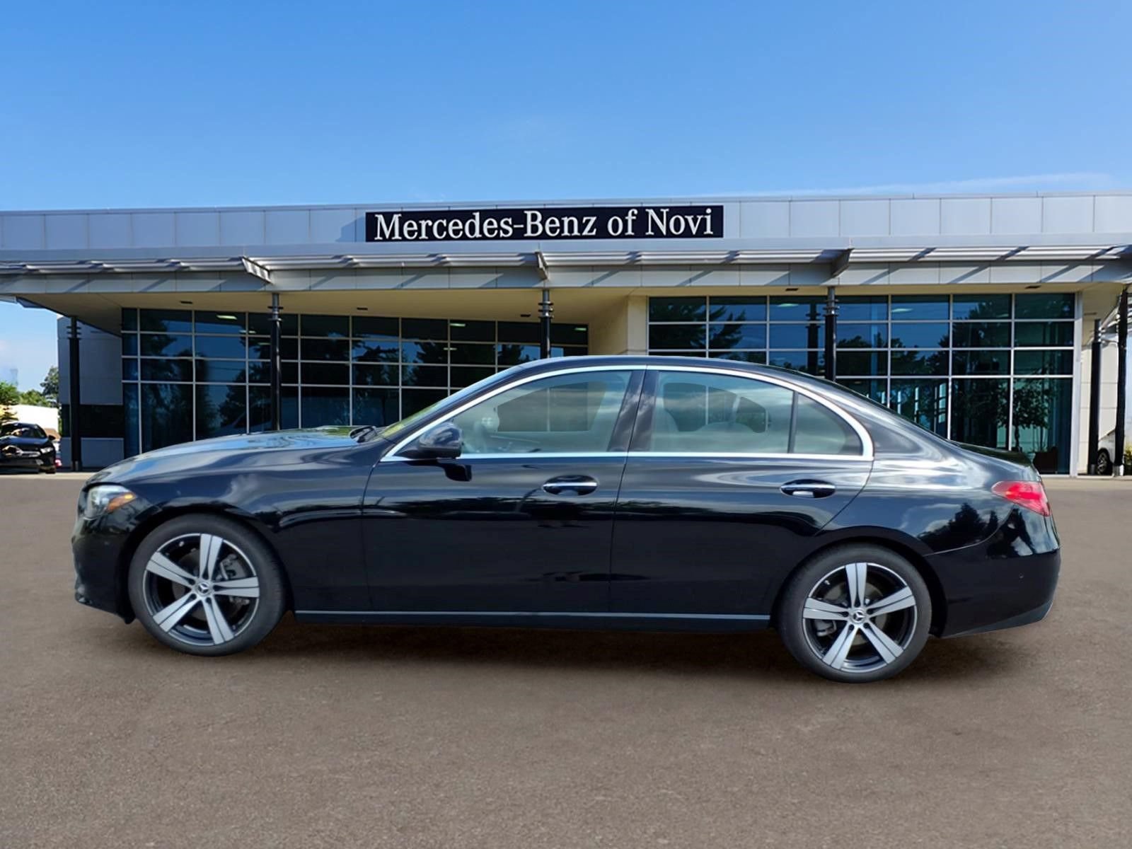 Certified 2025 Mercedes-Benz C 300 4MATIC Sedan image 2