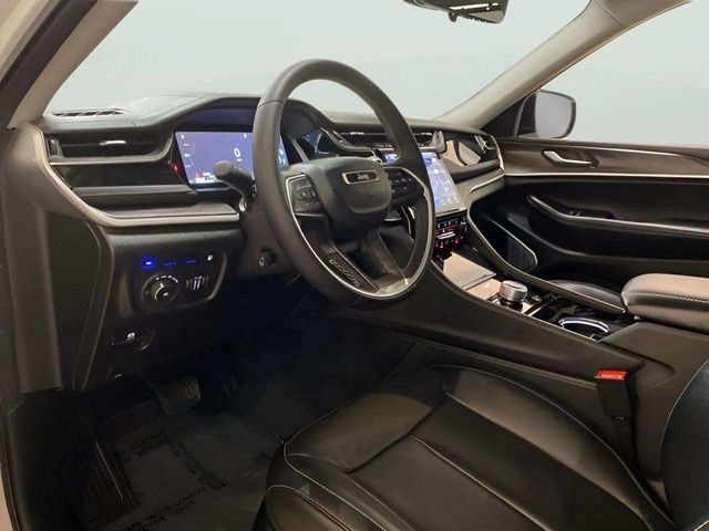 Used 2022 Jeep Grand Cherokee Limited 4xe w/ Luxury Tech Group II AWD/4WD image 25