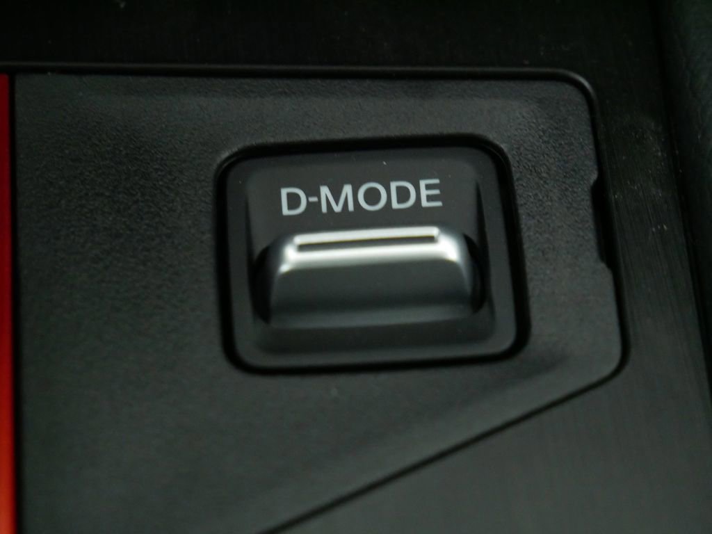 New 2026 Nissan Kicks SR image 33