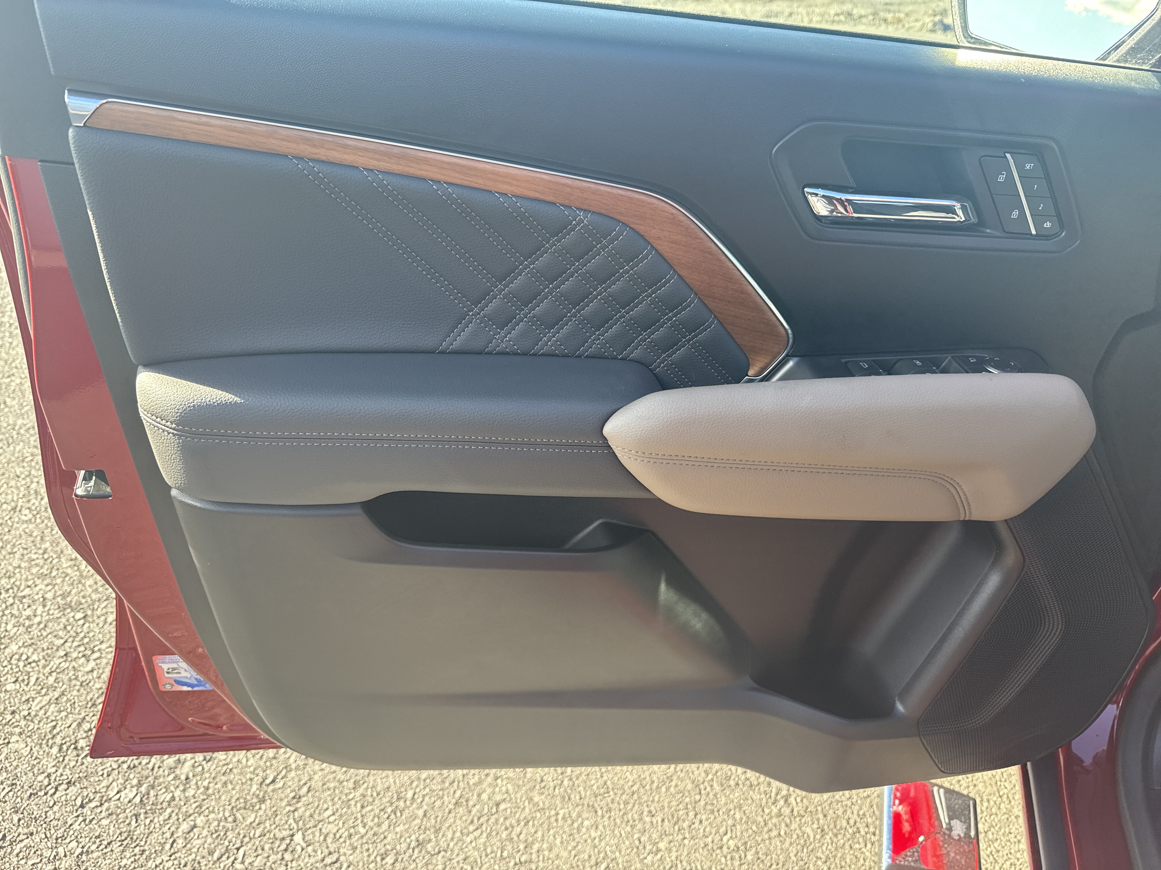 New 2026 GMC Canyon Denali AWD/4WD image 15