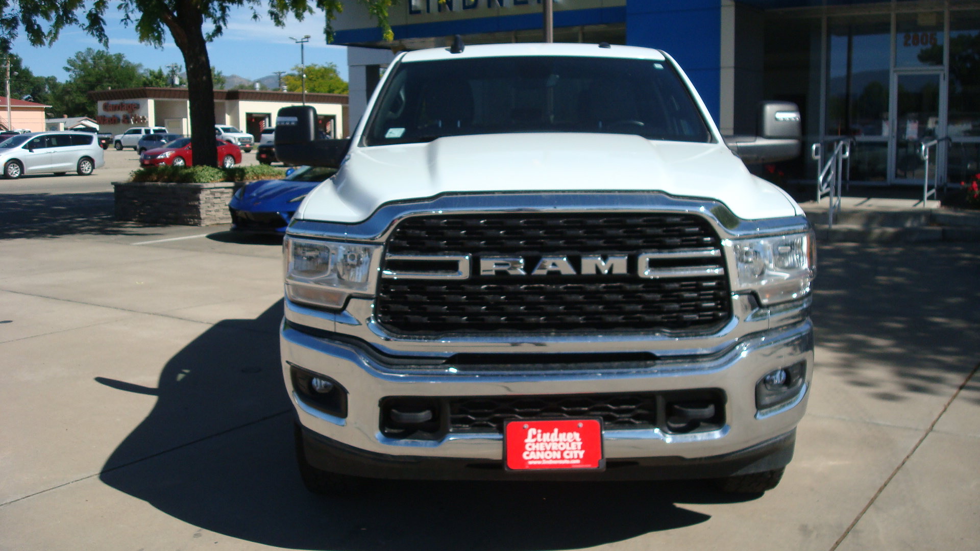 Used 2024 RAM 2500 Big Horn AWD/4WD image 2