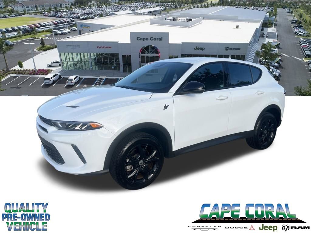 Used 2023 Dodge Hornet GT w/ GT Blacktop Package AWD/4WD image 1