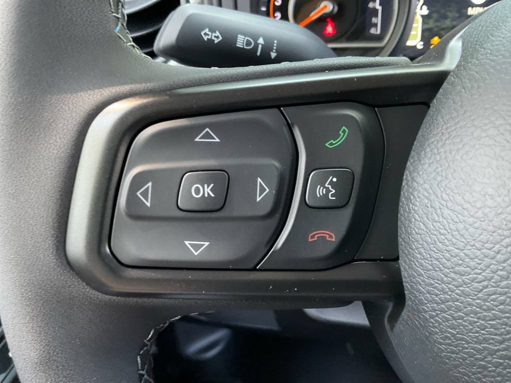 New 2025 Jeep Gladiator Sport AWD/4WD image 31