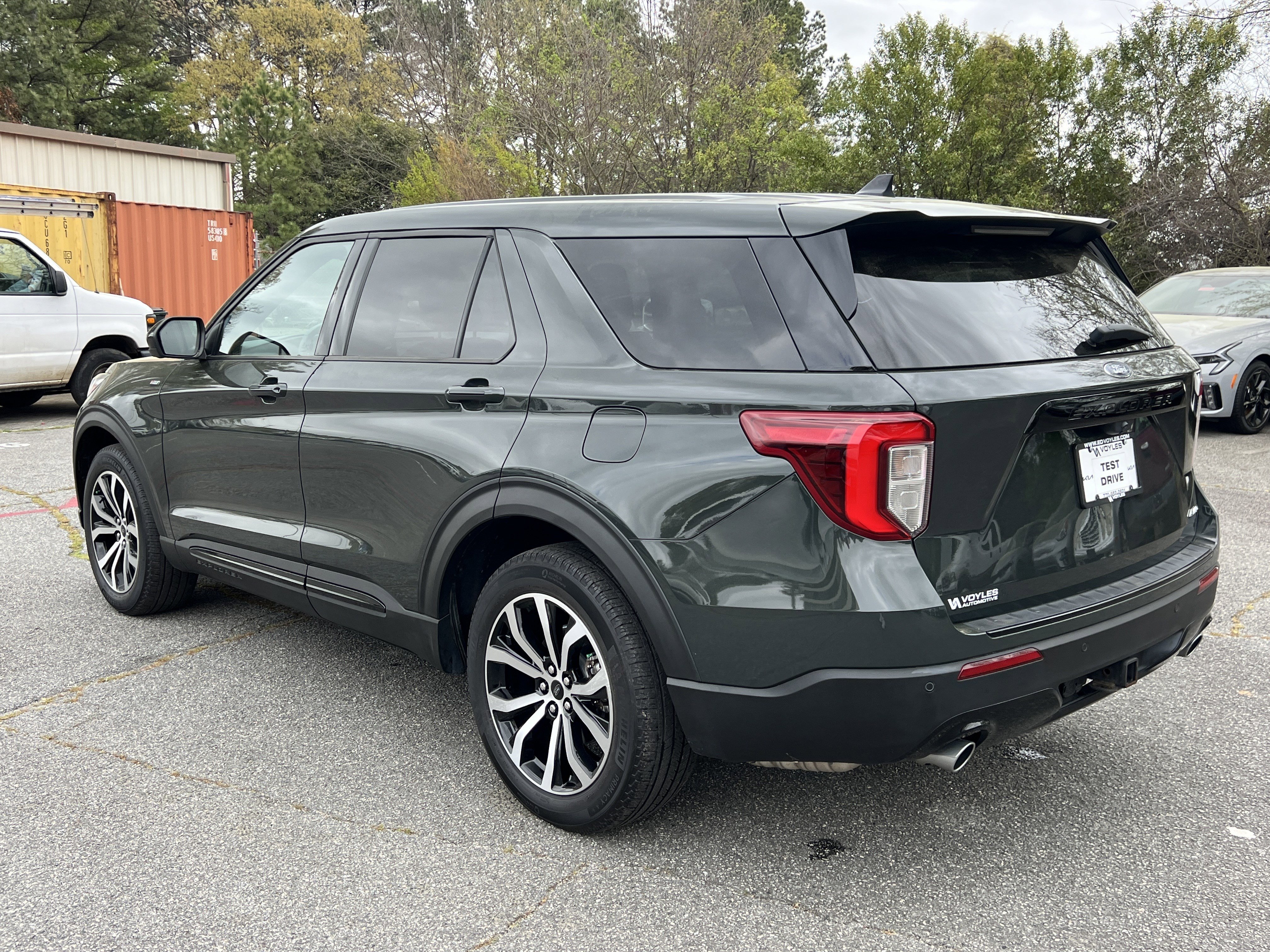 Used 2022 Ford Explorer ST-Line w/ Class IV Trailer Tow Package image 5