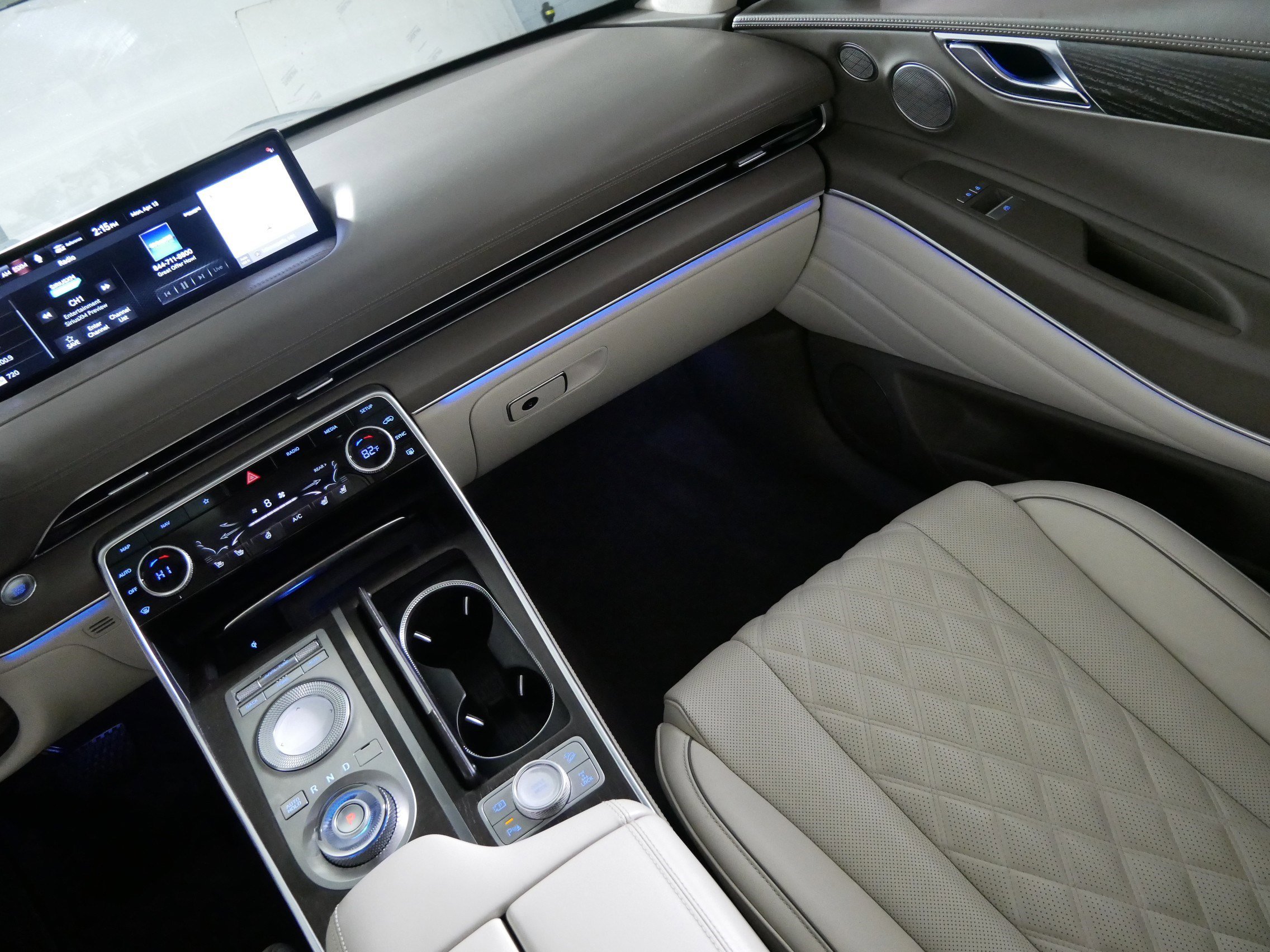 Used 2021 Genesis GV80 3.5T w/ Prestige Package 07 image 11