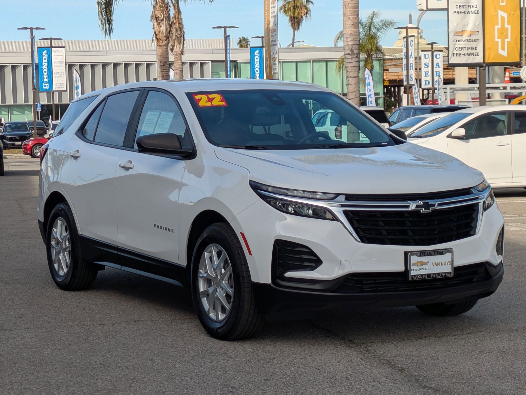 Certified 2022 Chevrolet Equinox LS image 3