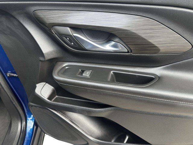 Used 2023 GMC Terrain SLE w/ Driver Convenience Package image 48