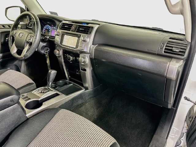 Used 2017 Toyota 4Runner SR5 RWD image 27