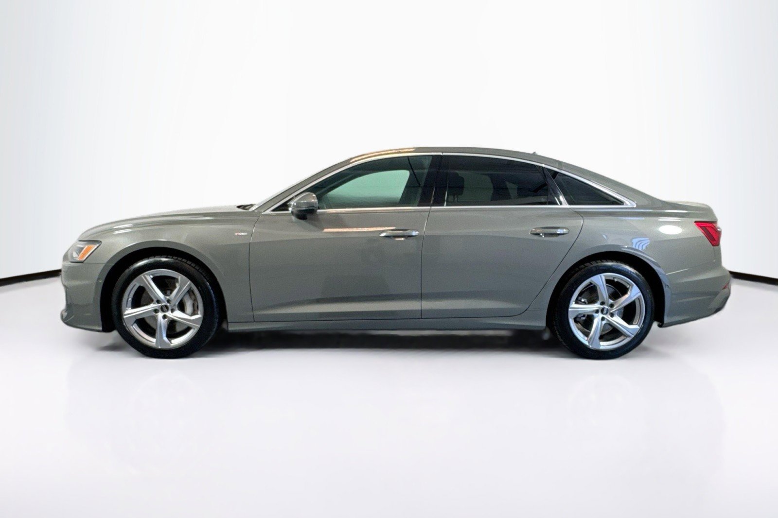 Used 2024 Audi A6 Premium Plus AWD/4WD image 8