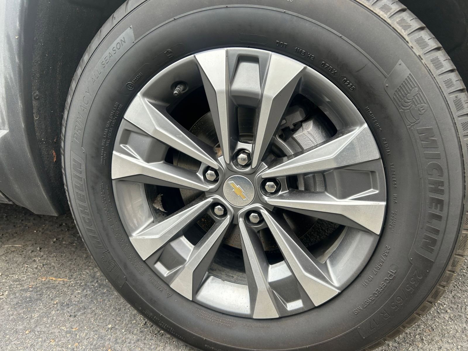 Used 2025 Chevrolet Equinox LT image 29