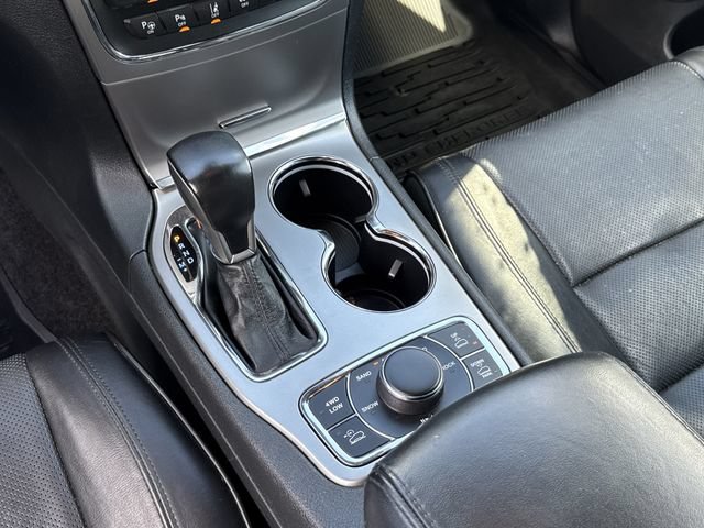 Used 2018 Jeep Grand Cherokee Overland AWD/4WD image 19