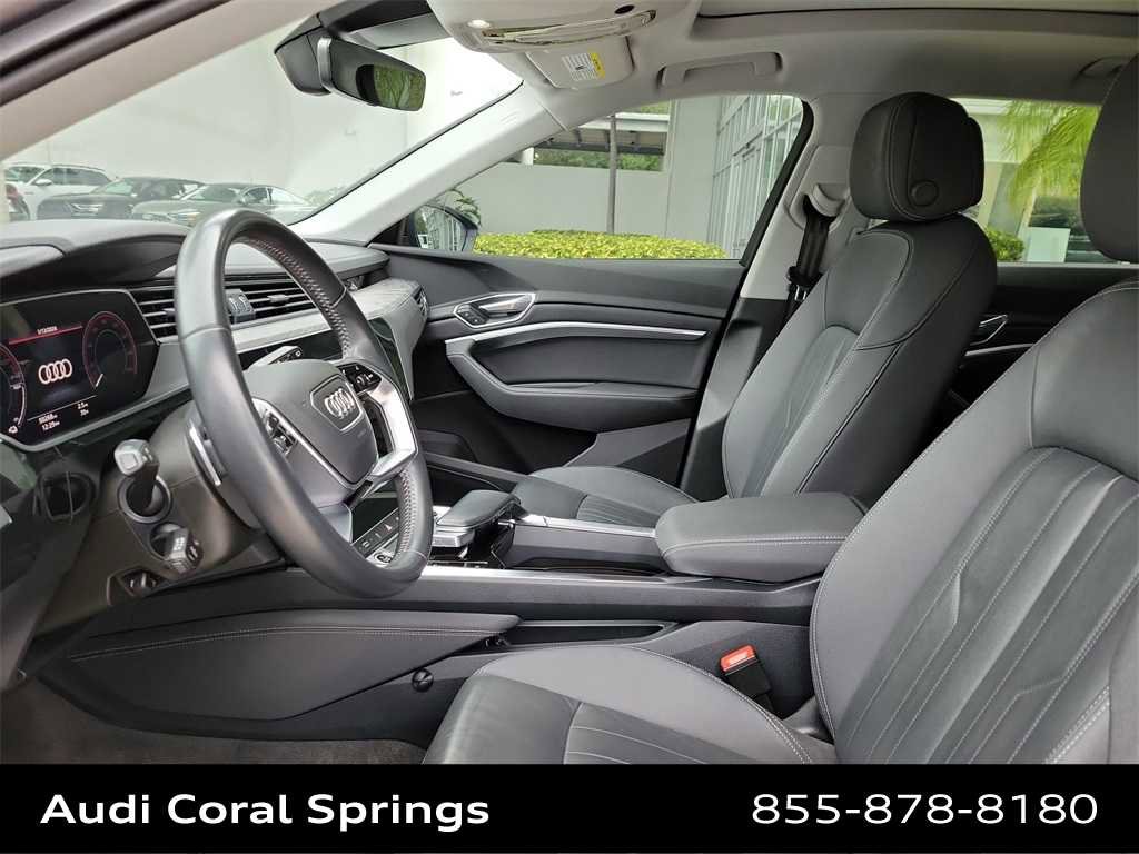 Used 2021 Audi e-tron Premium w/ Convenience Plus Package image 19