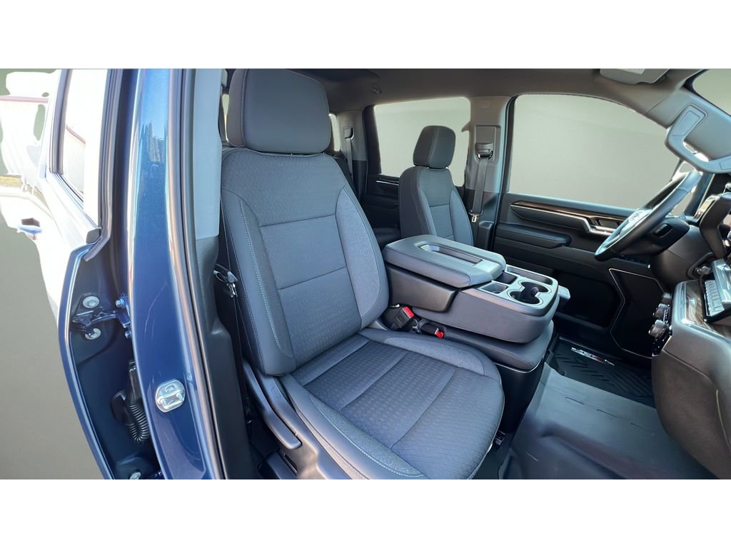 Certified 2025 Chevrolet Silverado 3500 LT w/ All Star Edition image 32