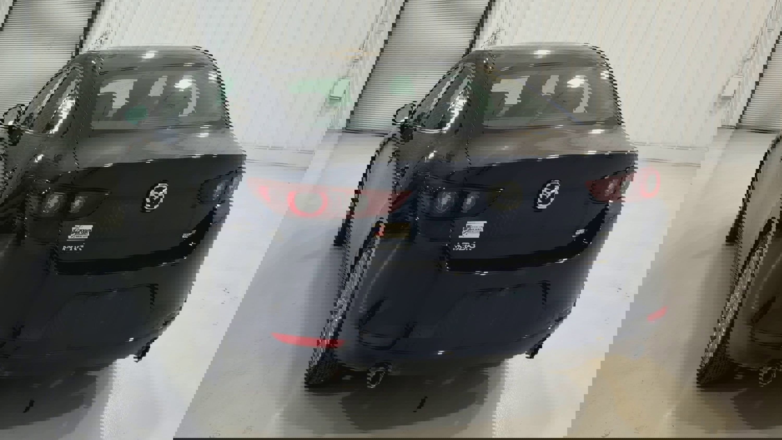 Used 2023 MAZDA MAZDA3 s image 6