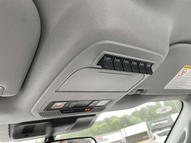 New 2025 Ford F350 XL w/ XL Chrome Package image 24