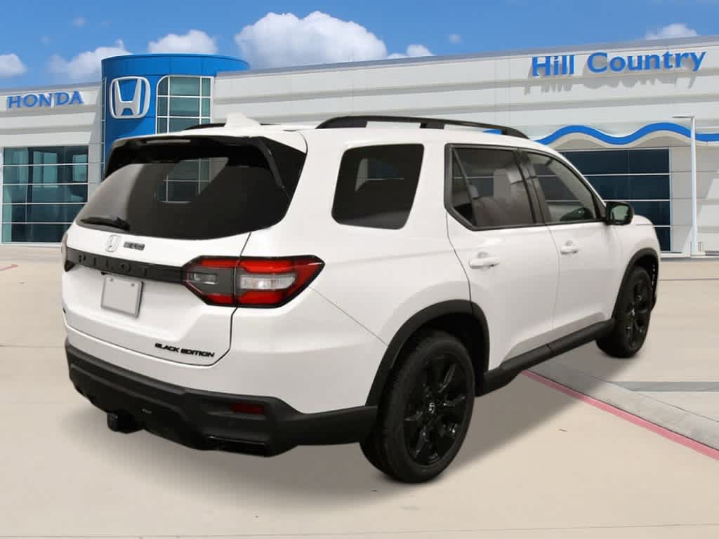 New 2026 Honda Pilot Black Edition image 5