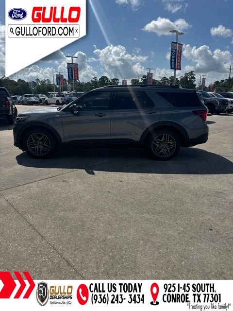 Used 2026 Ford Explorer ST-Line w/ ST-Line Street Pack RWD image 6