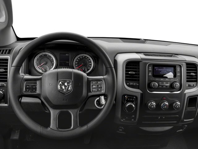 Used 2017 RAM 1500 Express AWD/4WD image 10