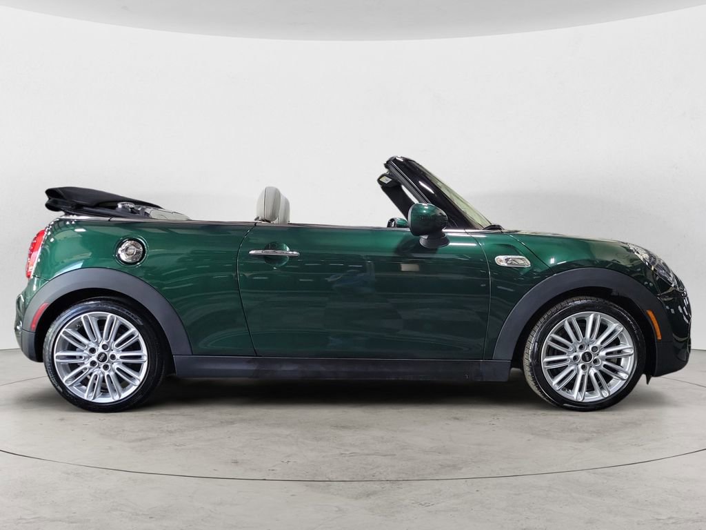 Used 2017 MINI Cooper S FWD image 6